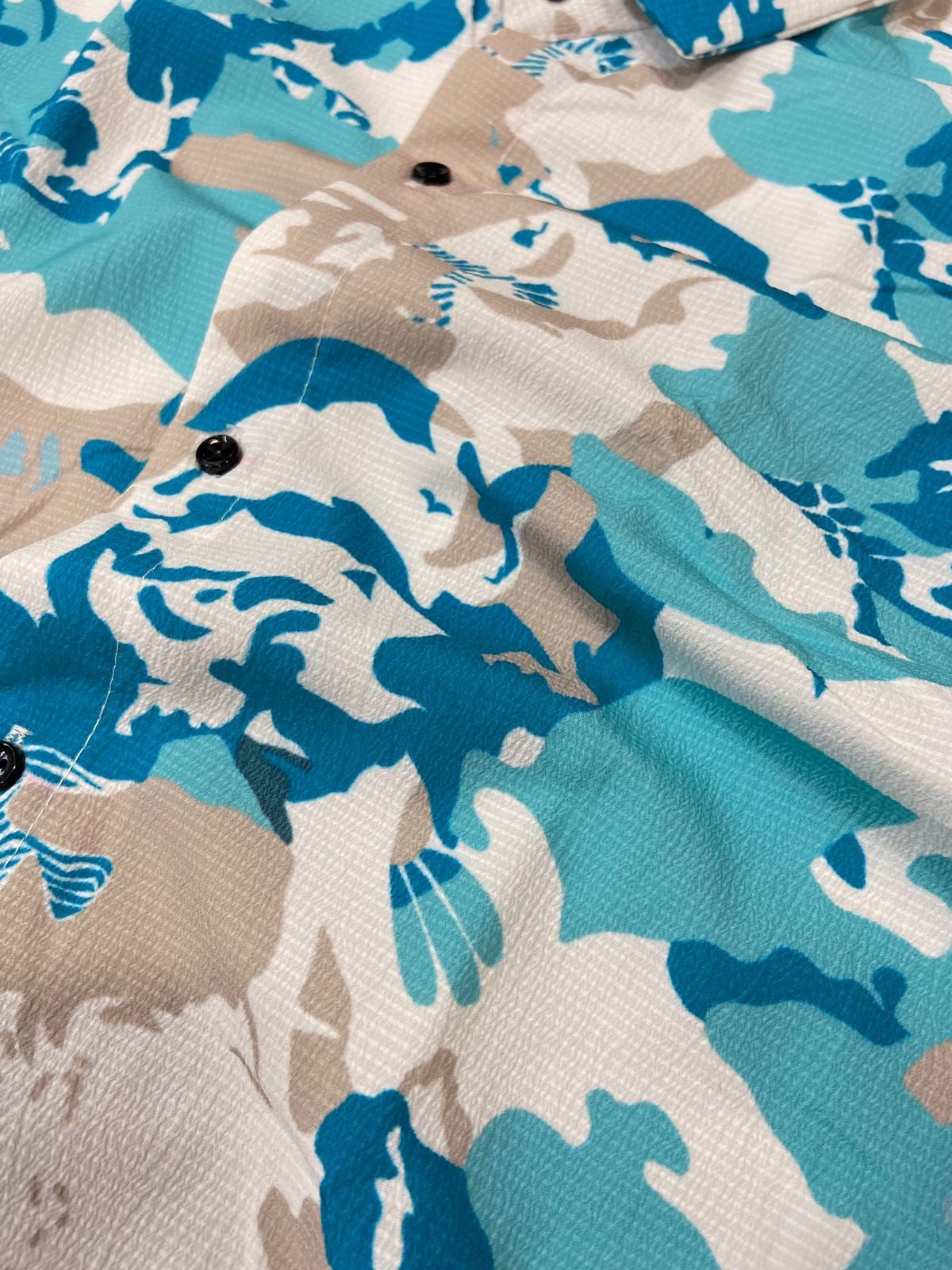 Men Aqua Printed Regular Fit Shirt with Spread Collar